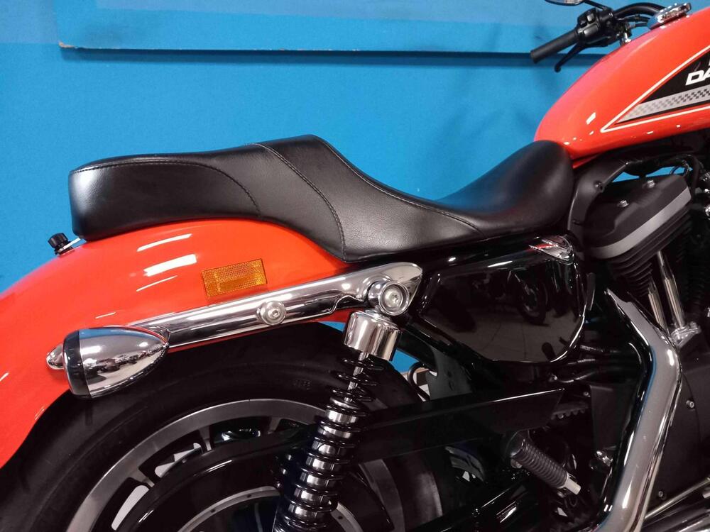 Harley-Davidson 883 R (2008 - 16) - XL 883R (8)