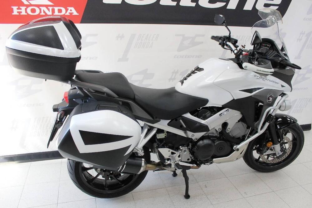 Honda Crossrunner Travel Edition ABS (2015 - 18) (2)