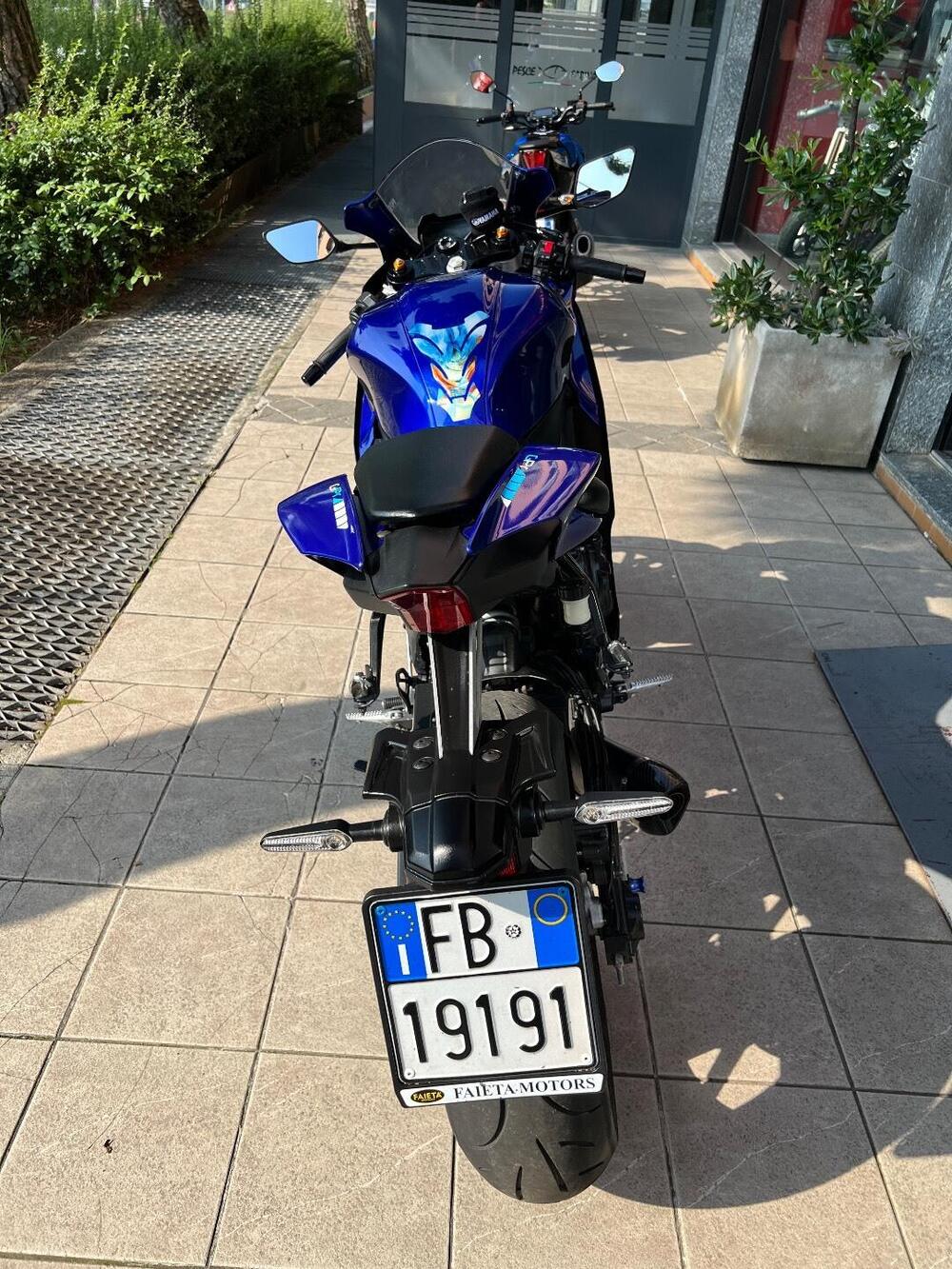 Yamaha YZF R7 (2021 - 25) (4)