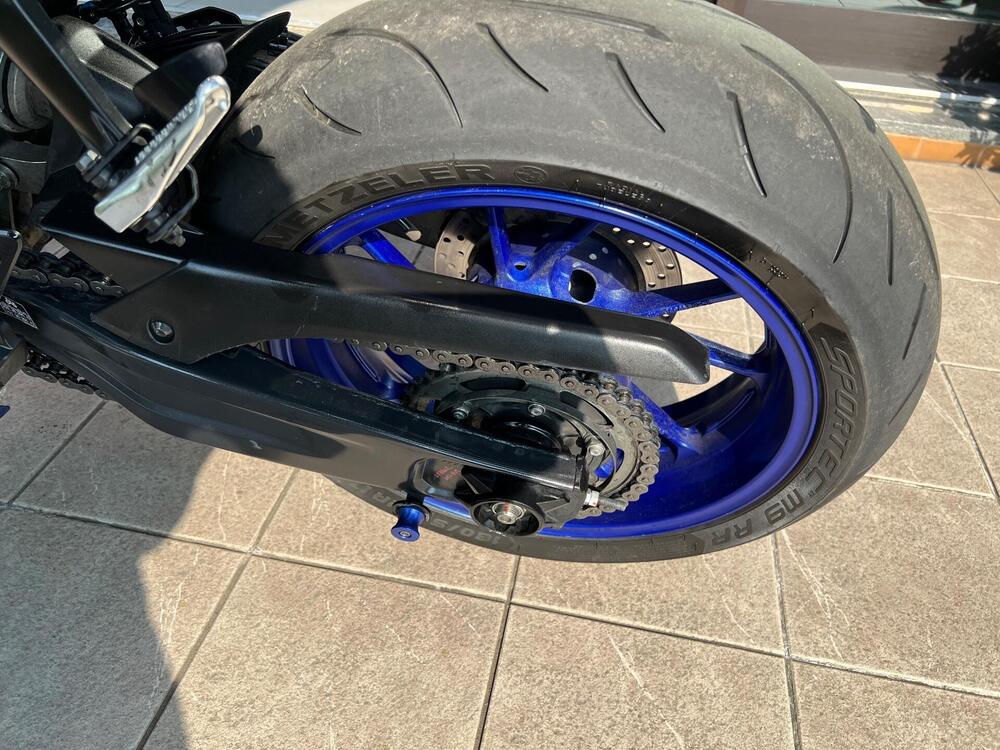 Yamaha YZF R7 (2021 - 25) (16)
