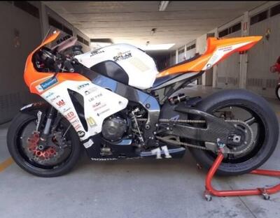 Honda CBR 1000 RR Fireblade (2008 - 11) usata