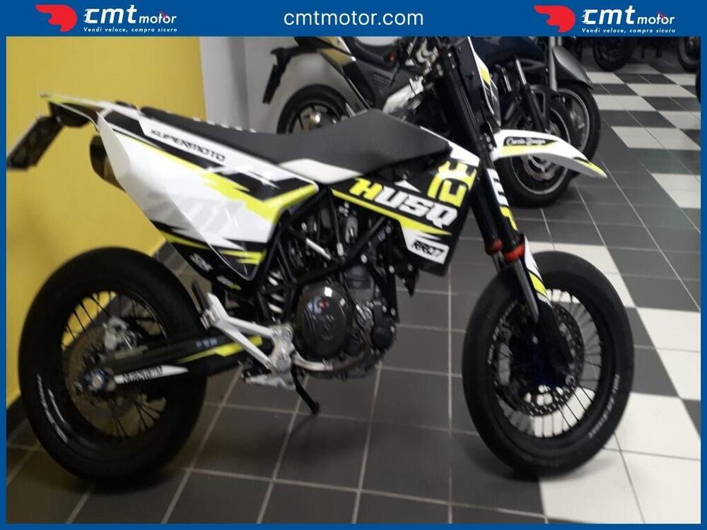 Husqvarna 701 Supermoto (2021) (11)