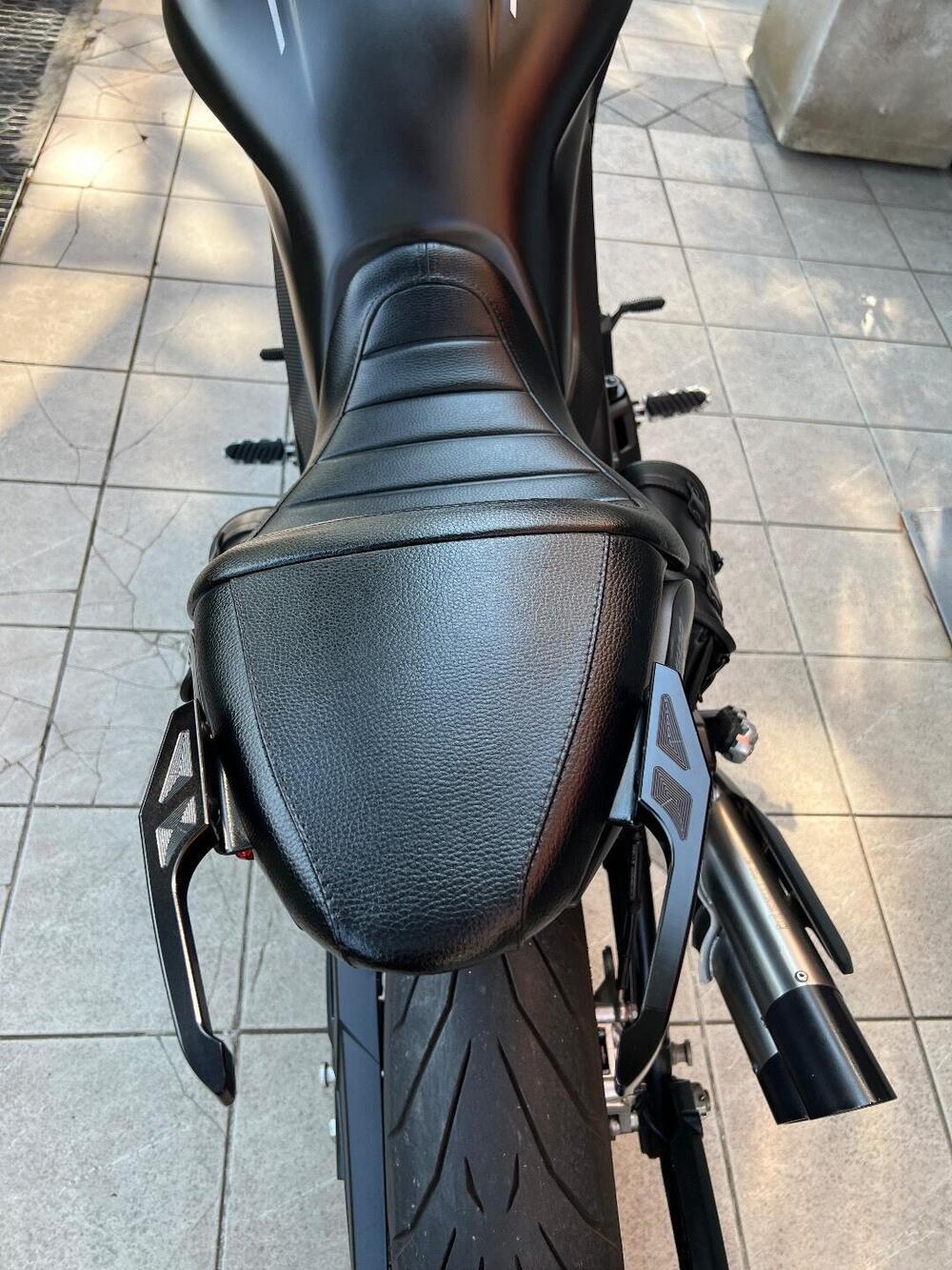Benelli 502 C (2021 - 25) (7)