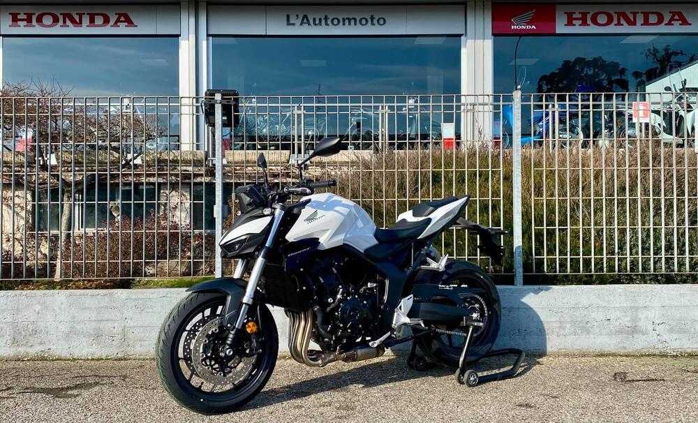 Honda CB 1000 Hornet (2025 - 26)