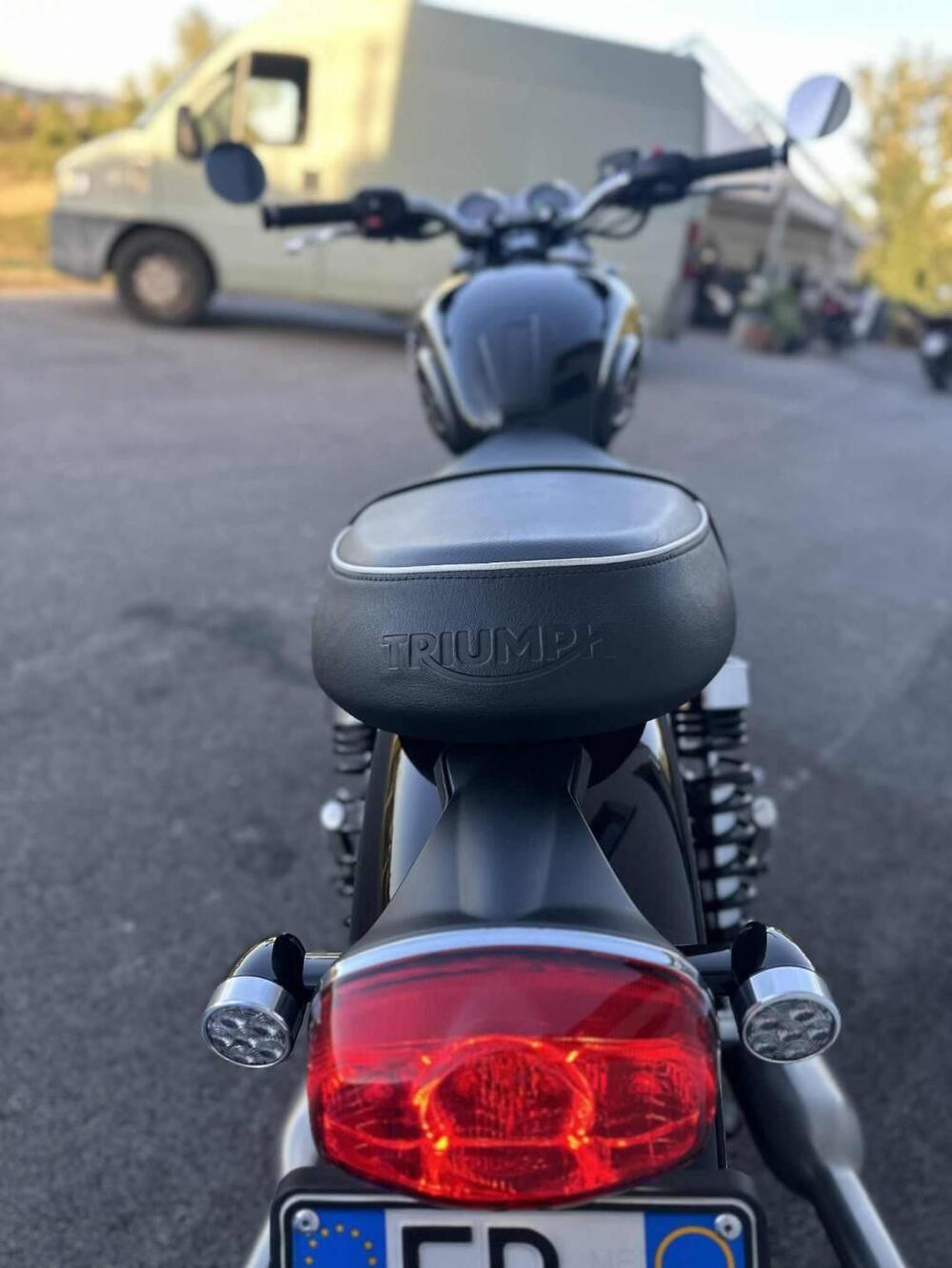 Triumph Bonneville T100 (2021 - 25) (9)