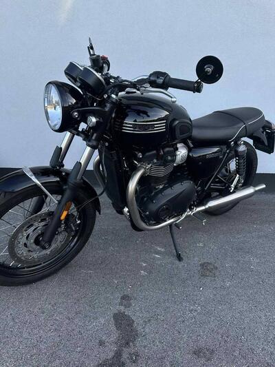 Triumph Bonneville T100 (2021 - 25) usata