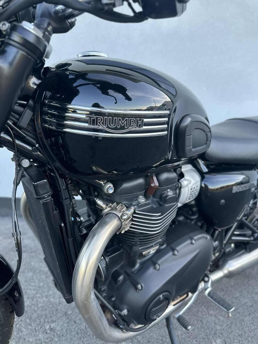 Triumph Bonneville T100 (2021 - 25) (11)