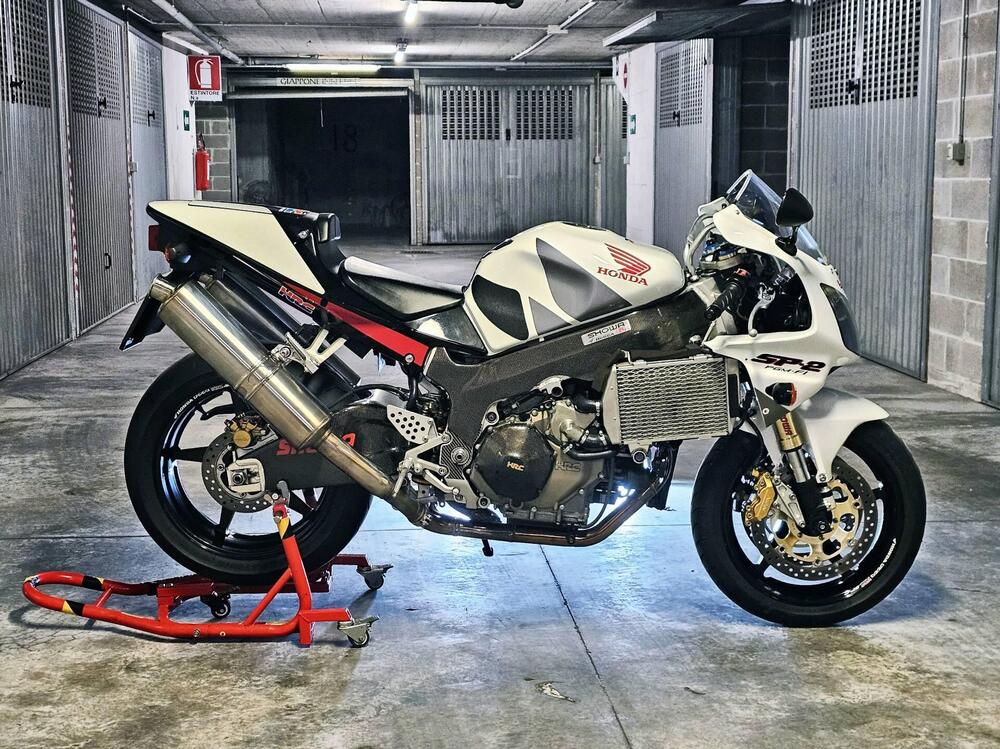 Honda VTR 1000 SP-2 (2002 - 06) (13)