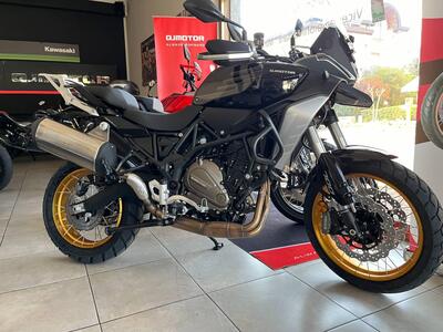 QJ Motor SRT 700 SX (2025) nuova