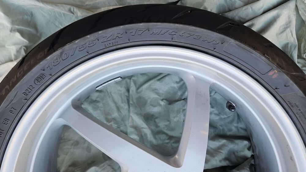 Pirelli angel gt 180/55 zr17 (73w) GT (4)