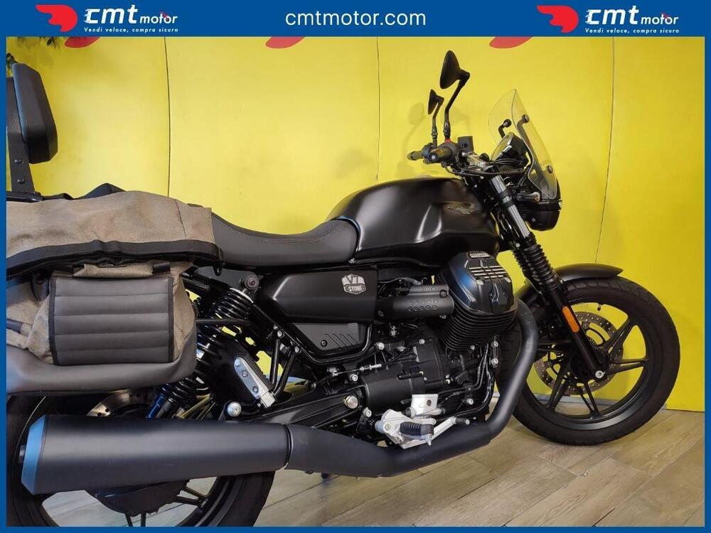 Moto Guzzi V7 Stone (2021 - 24) (8)