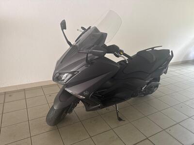 Yamaha T-Max 530 (2015 - 16) usata