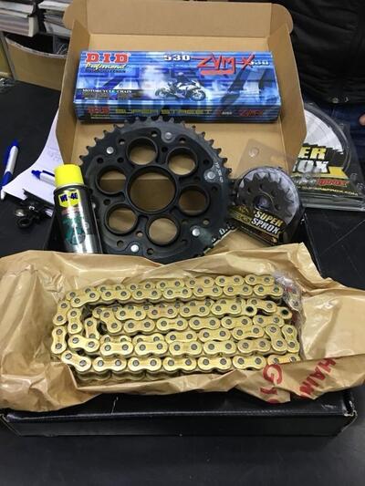 KIT TRASMISSIONE DID PROFESSIONALE 525 per DUCATI
