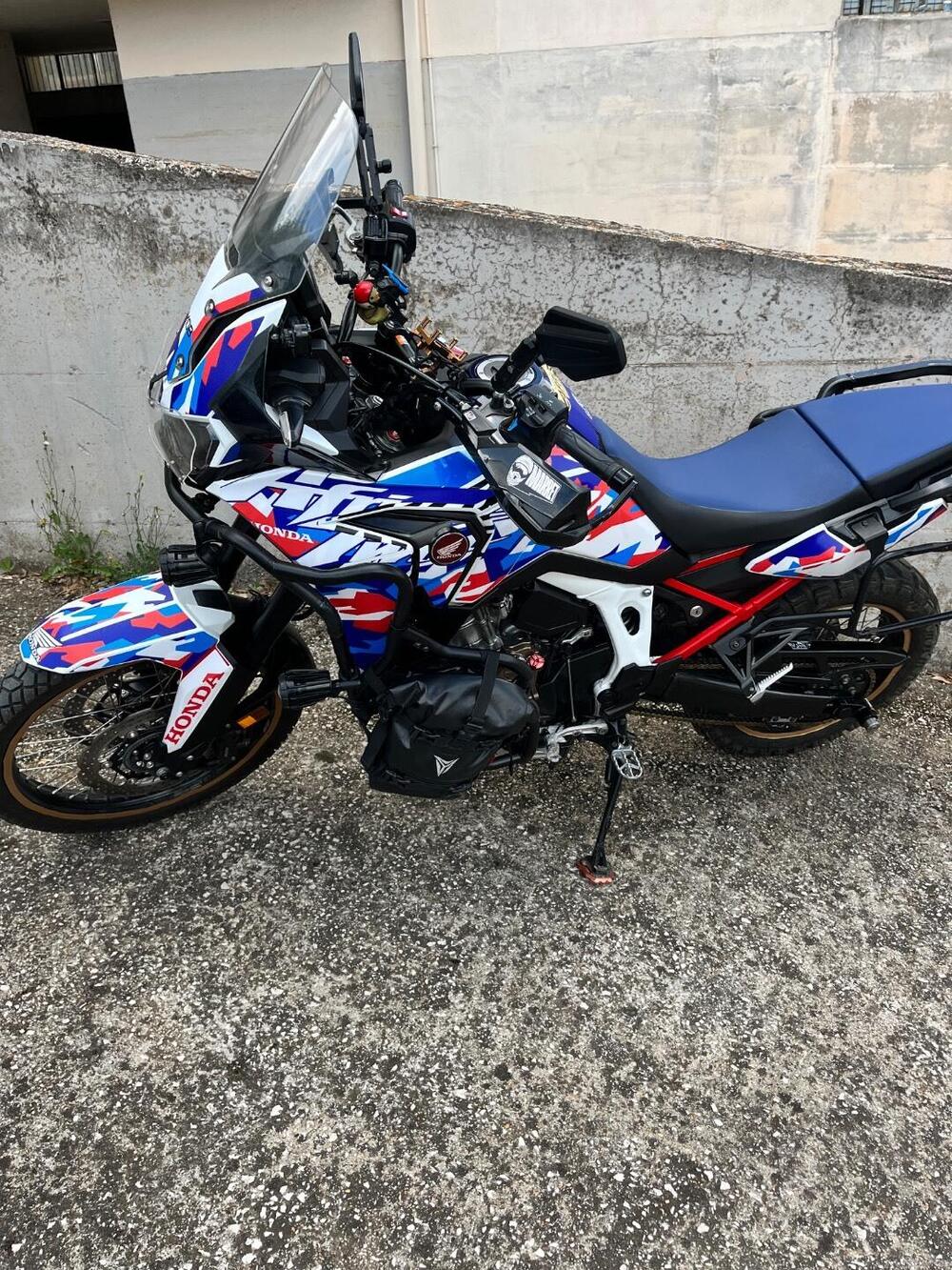 Honda Africa Twin CRF 1100L Urban (2022 - 23) (2)