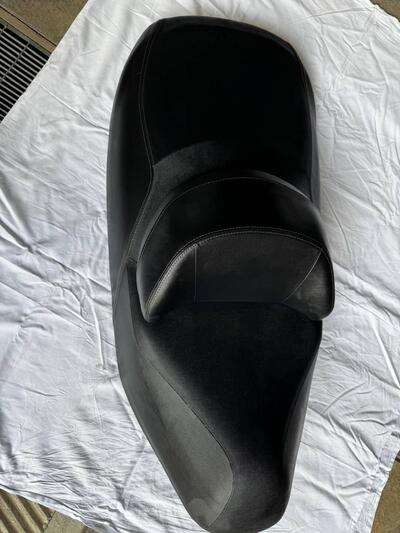 SELLA ORIGINALE SUZUKI BURGMAN 650 EXECUTIVE 2019