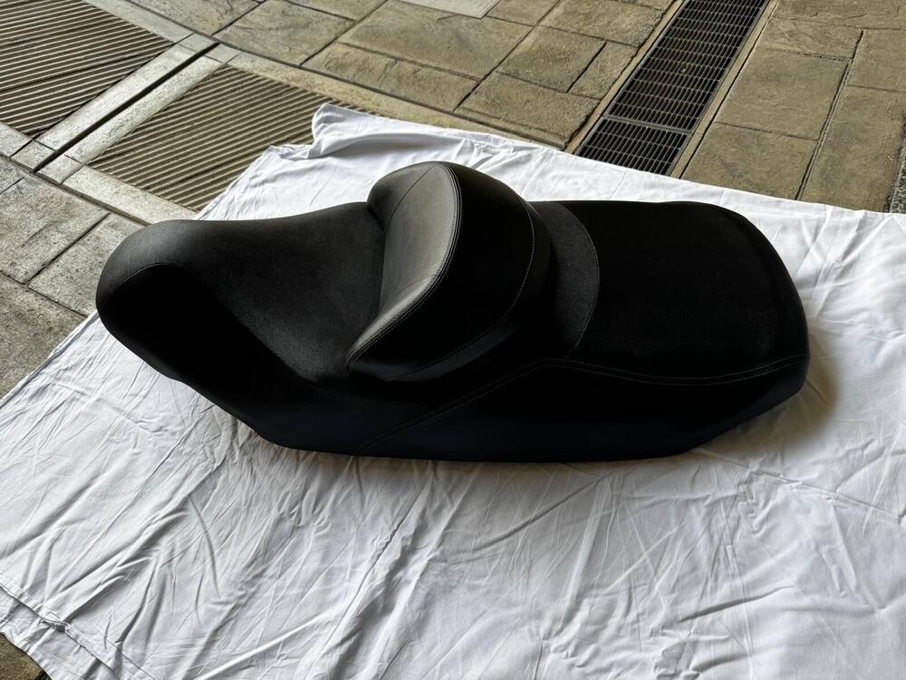 SELLA ORIGINALE SUZUKI BURGMAN 650 EXECUTIVE 2019 (6)