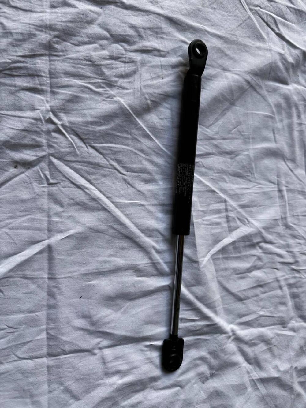 SELLA ORIGINALE SUZUKI BURGMAN 650 EXECUTIVE 2019 (8)