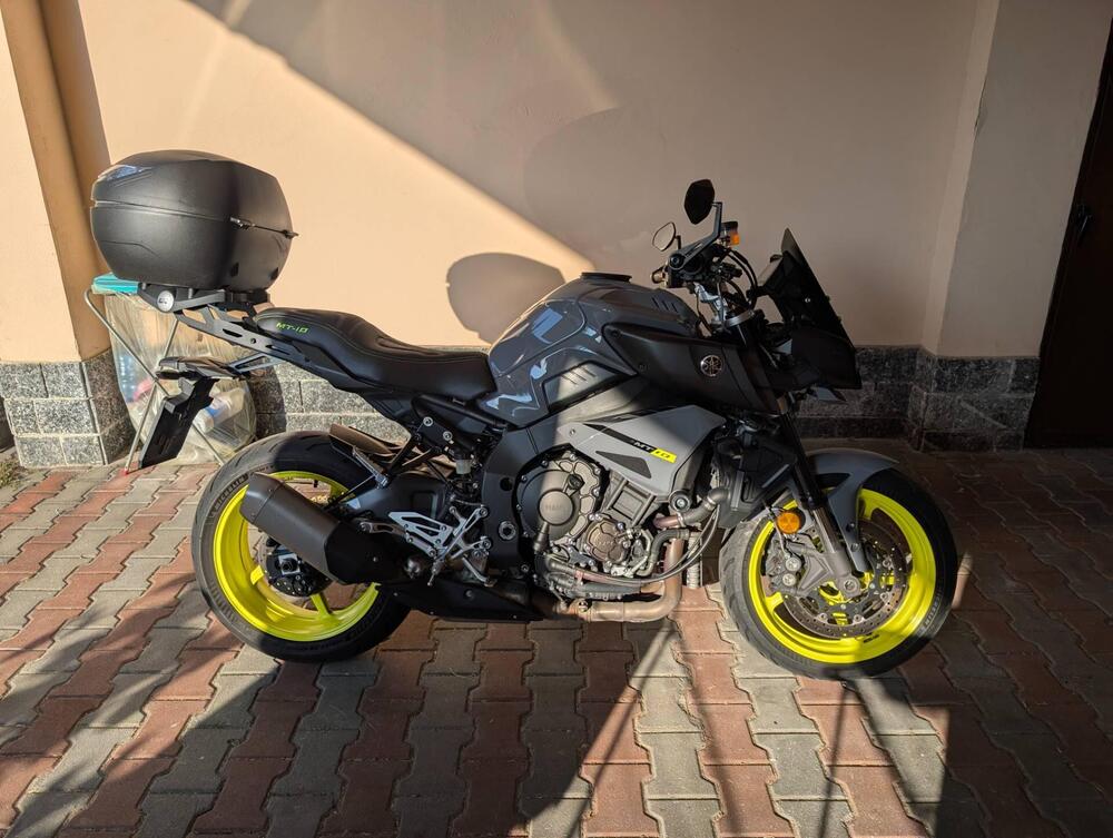 Yamaha MT-10 ABS (2016 - 17)