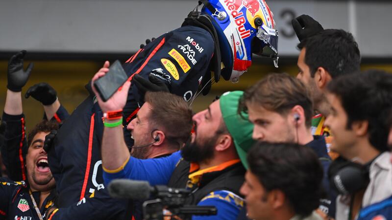F1. Max Verstappen riaccende il mondiale vincendo a Baku: &quot;Weekend incredibile, la RB21 va alla grande&quot;