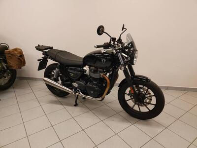 Triumph Speed Twin 900 (2023 - 24) usata