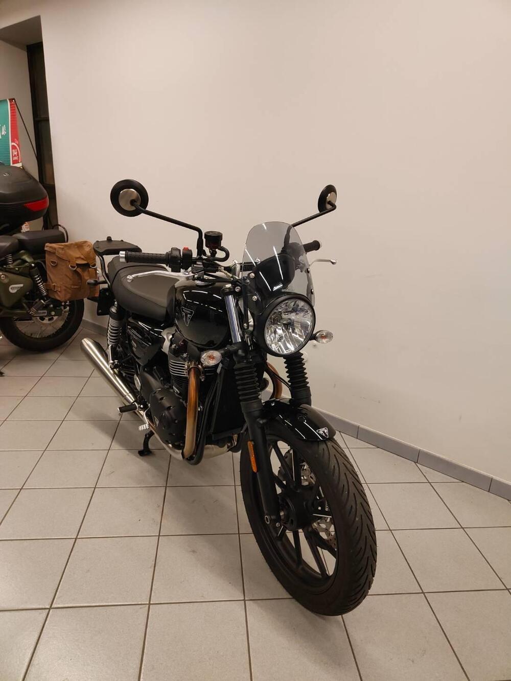 Triumph Speed Twin 900 (2023 - 24) (4)