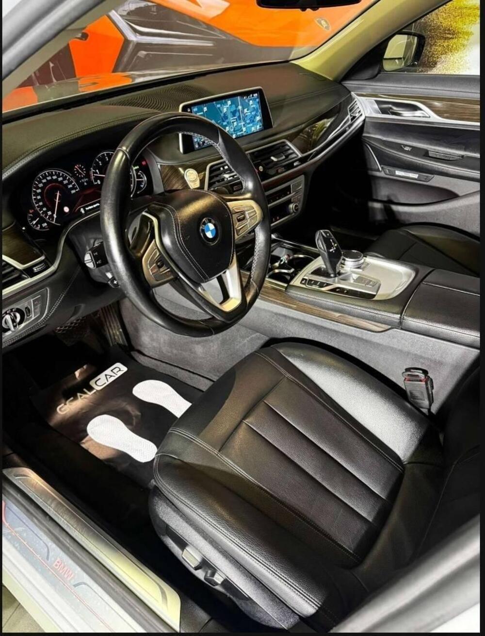 BMW Serie 7 usata a Firenze (3)
