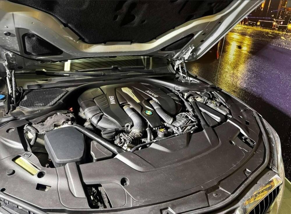 BMW Serie 7 usata a Firenze (9)