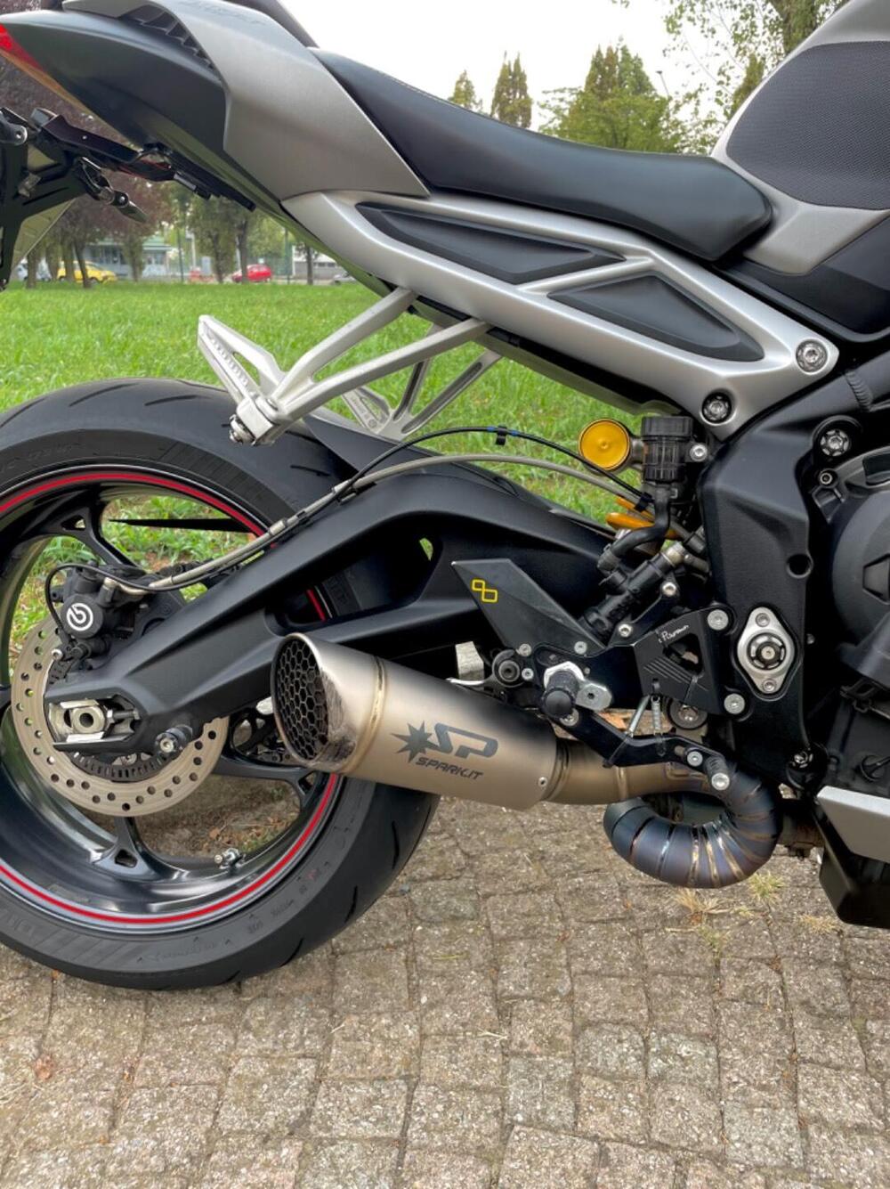 Triumph Street Triple RS (2017 - 19) (10)