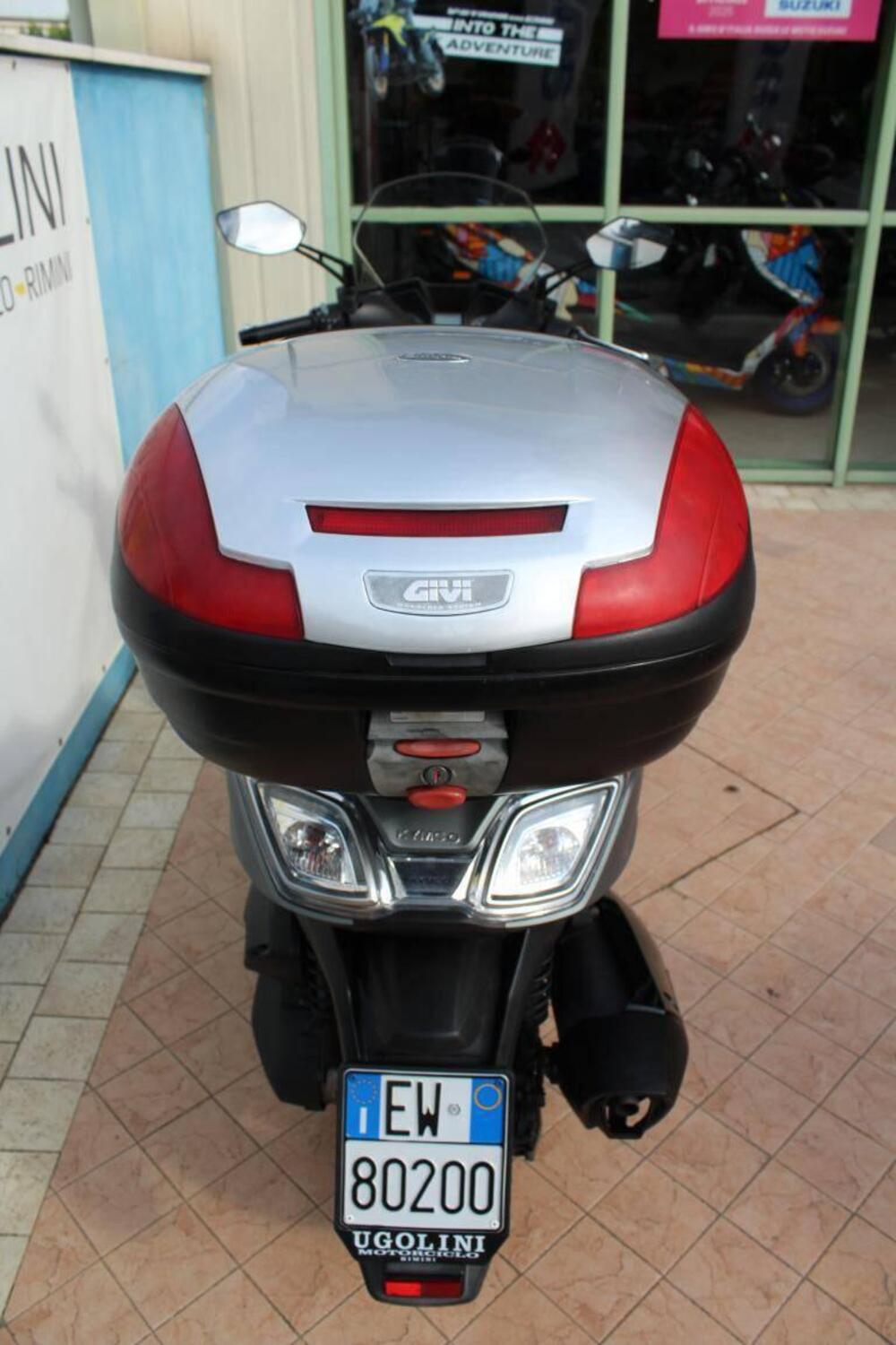 Kymco Downtown 350i TCS (2021 - 25) (4)