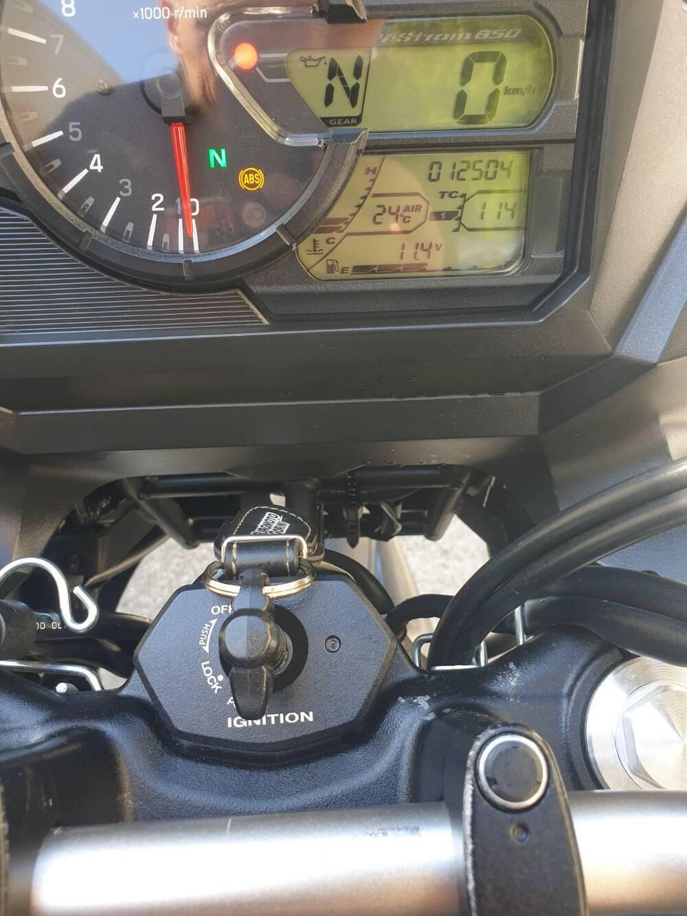 Suzuki V-Strom 650XT (2021 - 25) (2)