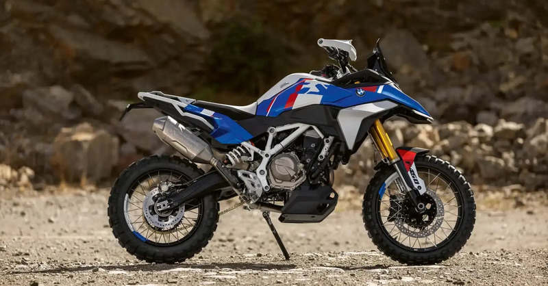 BMW F450 GS: ad EICMA 2025 il debutto della piccola adventure bavarese