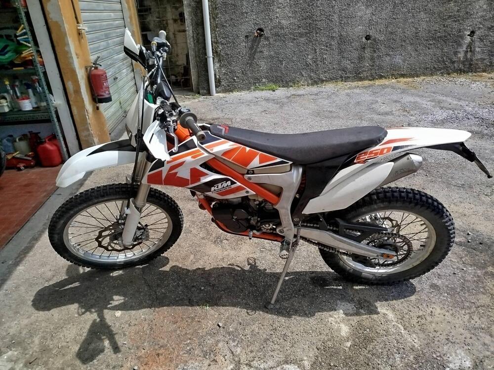 KTM Freeride 250 R (2013 - 17) (2)