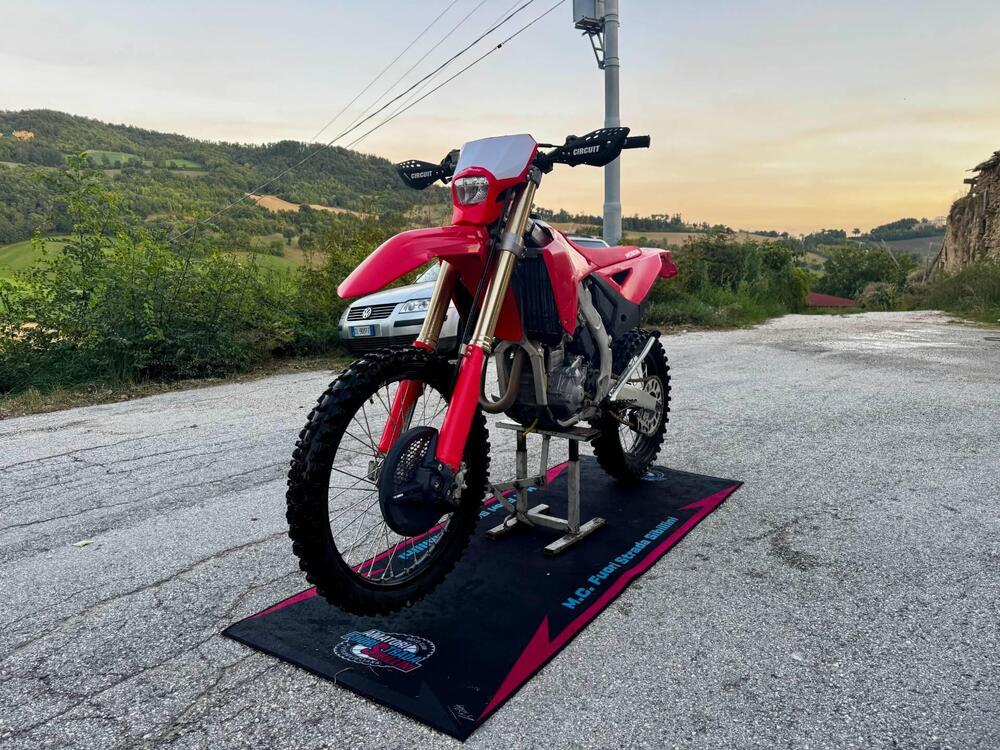 Honda CRF 250 R (2025) (5)