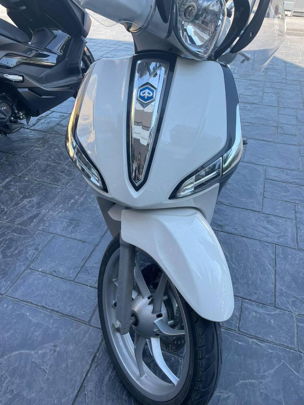 Piaggio Liberty 150 S (2025 - 26) (9)