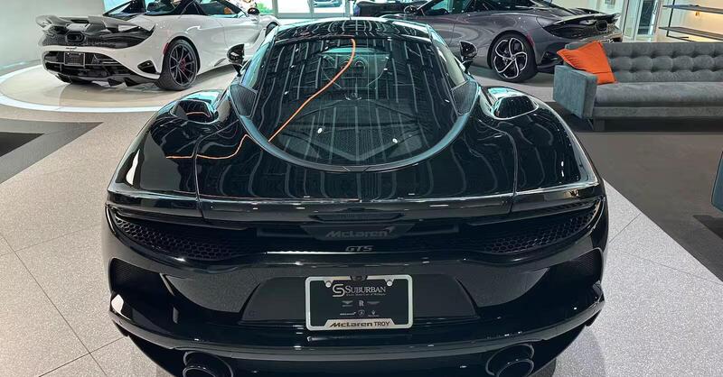 Il futuro di McLaren parla ibrido: addio alle pure supercar a due porte