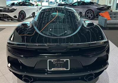 Il futuro di McLaren parla ibrido: addio alle pure supercar a due porte
