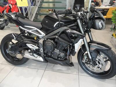 Triumph Street Triple RS (2020 - 22) usata