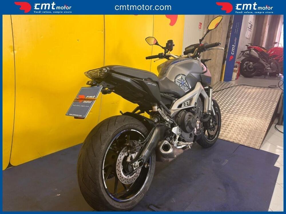 Yamaha MT-09 (2013 - 15) (4)