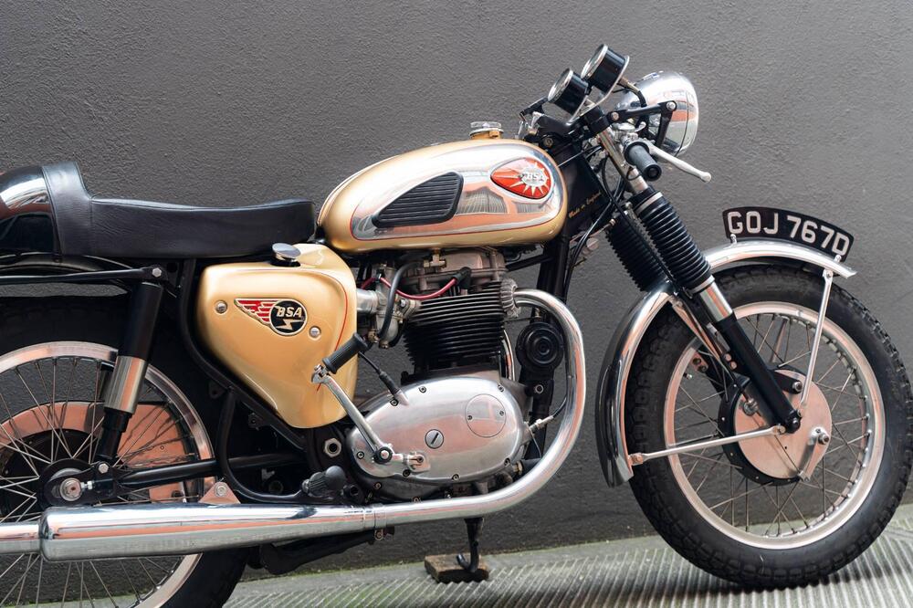 Bsa Lightning A65 "Allestimento Clubman" (3)