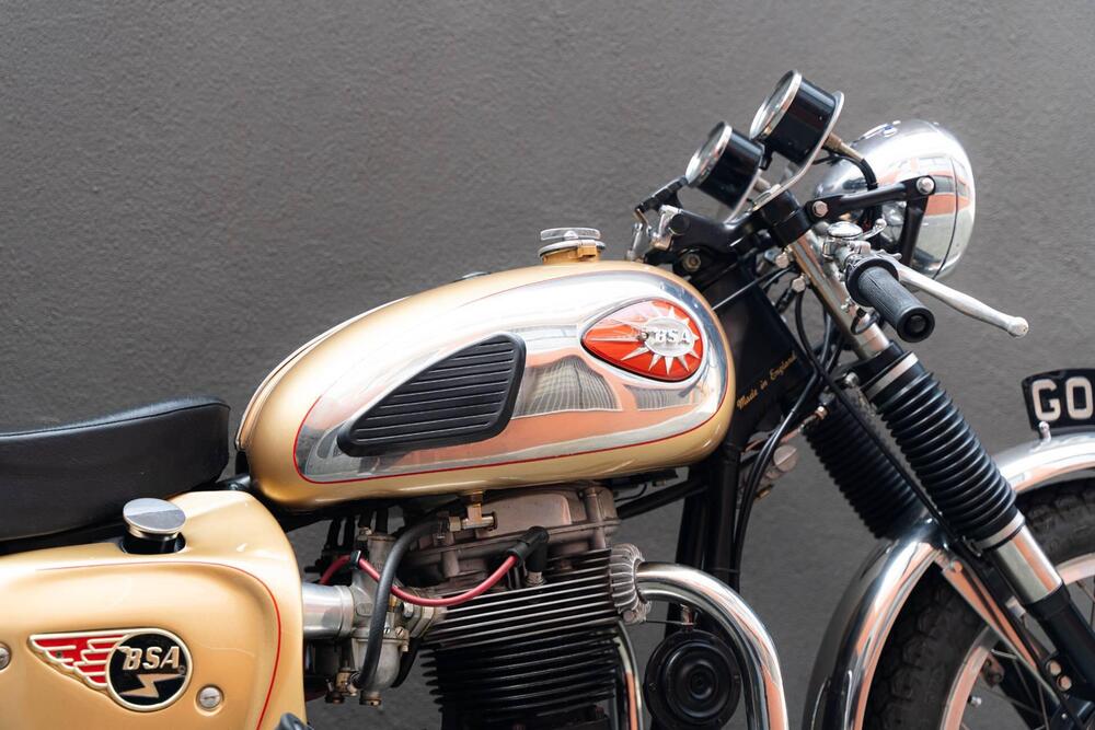 Bsa Lightning A65 "Allestimento Clubman" (5)