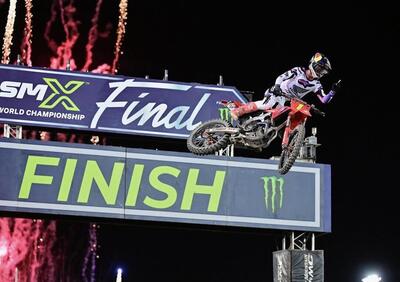 SuperMotocross: a Las Vegas trionfano J.Lawrence e Shimoda. Deegan e Sexton infortunati