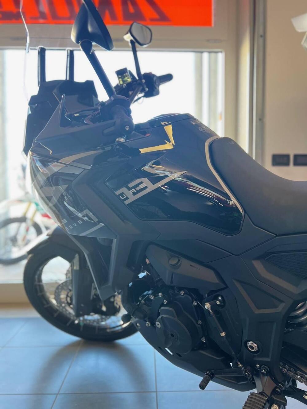 Zontes ZT703-F (2025 - 26) (3)