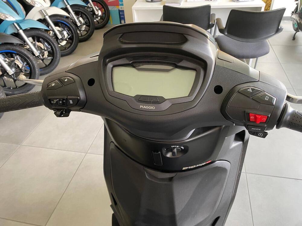 Piaggio Beverly 310 S (2025 - 26) (3)