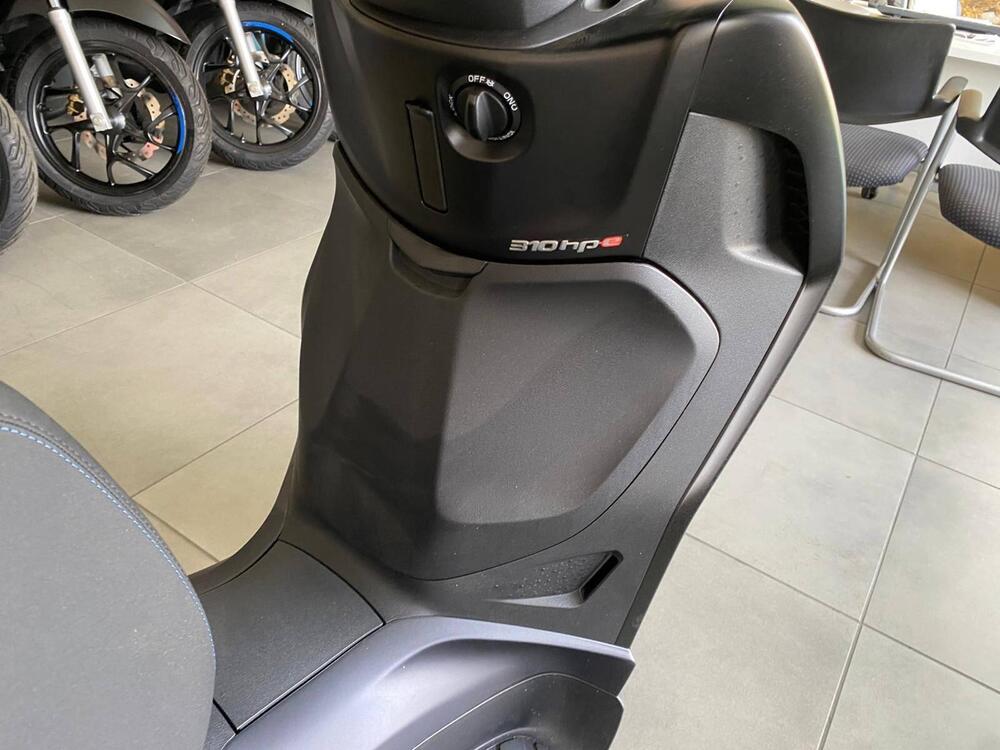 Piaggio Beverly 310 S (2025 - 26) (5)