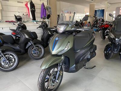 Piaggio Beverly 400 S (2025) nuova