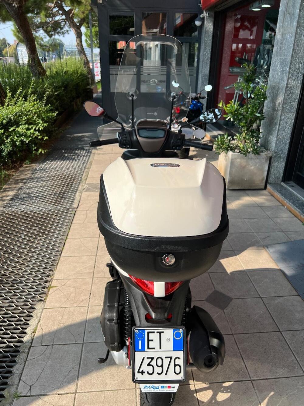 Piaggio Medley 125 (2020) (4)