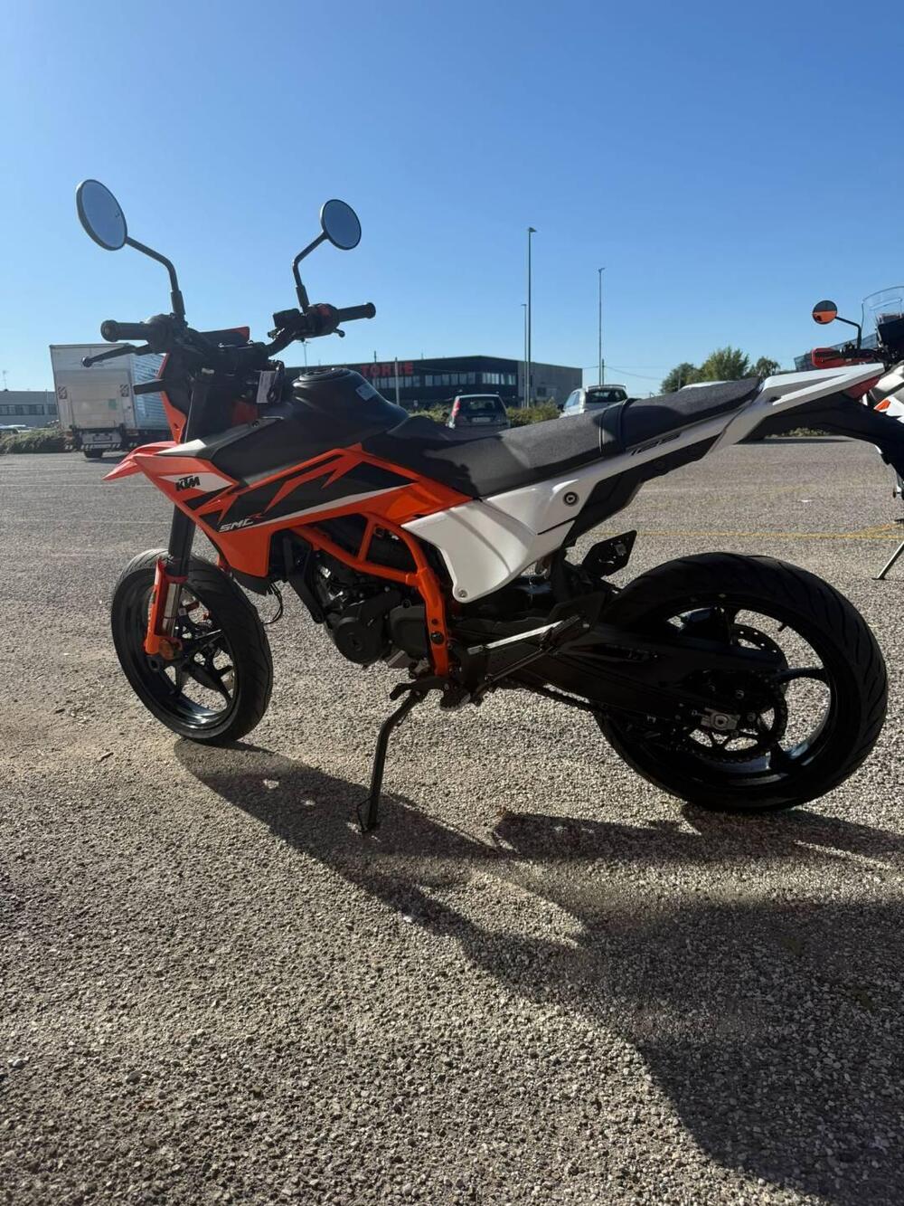 KTM 125 SMC R (2025 - 26) (4)