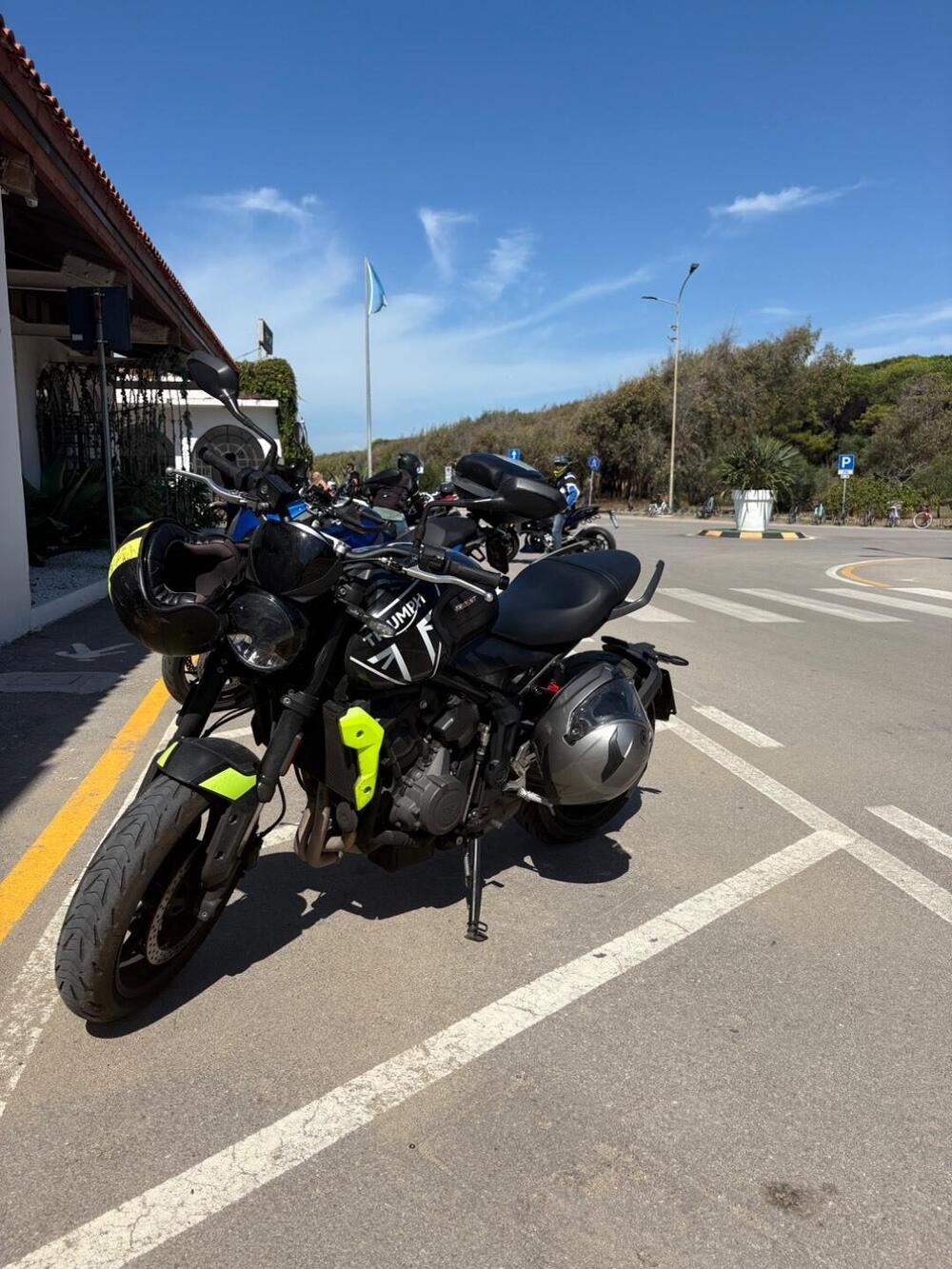 Triumph Trident 660 (2021 - 24) (2)