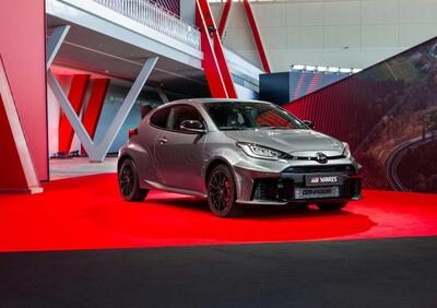 Toyota GR Yaris MY25: debutta in Italia la nuova versione sportiva, ecco i prezzi