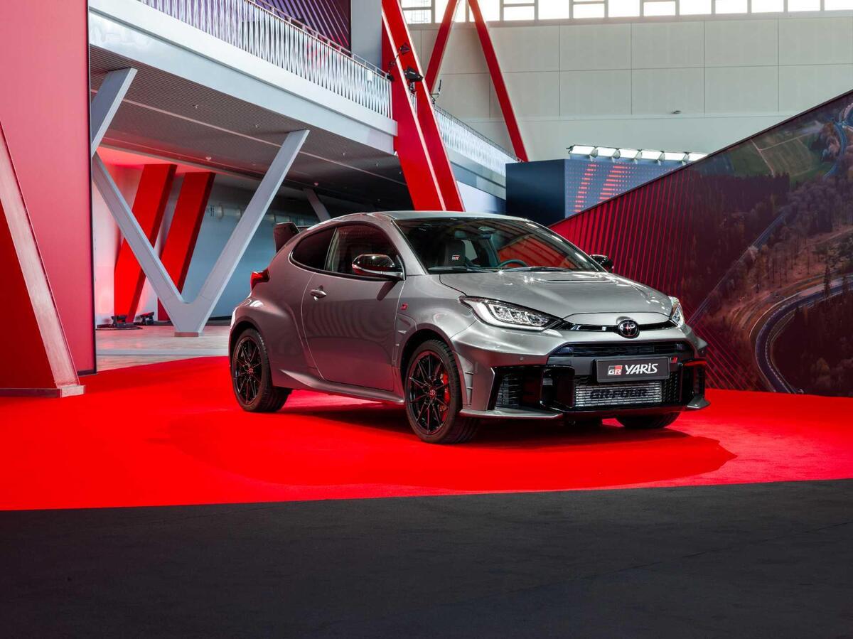 Toyota GR Yaris MY25: debutta in Italia la nuova versione sportiva, ecco i prezzi